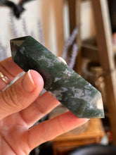 Load image into Gallery viewer, Moss Agate with Druzy Generator