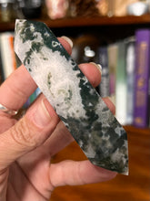 Load image into Gallery viewer, Moss Agate With Druzy Generator