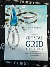 Load image into Gallery viewer, Crystal Grid Secrets