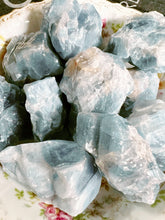 Load image into Gallery viewer, Raw Blue Calcite